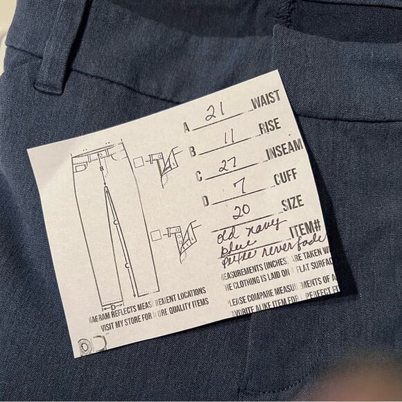 NWT Old Navy high rise pixie never fade pant.Plus size 20. Secret slim  pockets. - Picture 11 of 16
